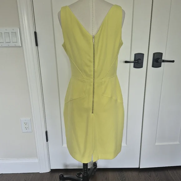 Julia Jordan Dress Yellow Green Gathered Neck Stretch Sleeveless Size 8 - Picture 4 of 12